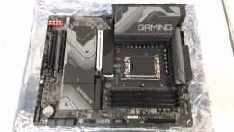 SALE OUT. Gigabyte Z790 GAMING X 1.0 M/B Processor family Intel Processor socket LGA1700 DDR5 DIMM Memory slots 4 Supported hard disk drive interfa...